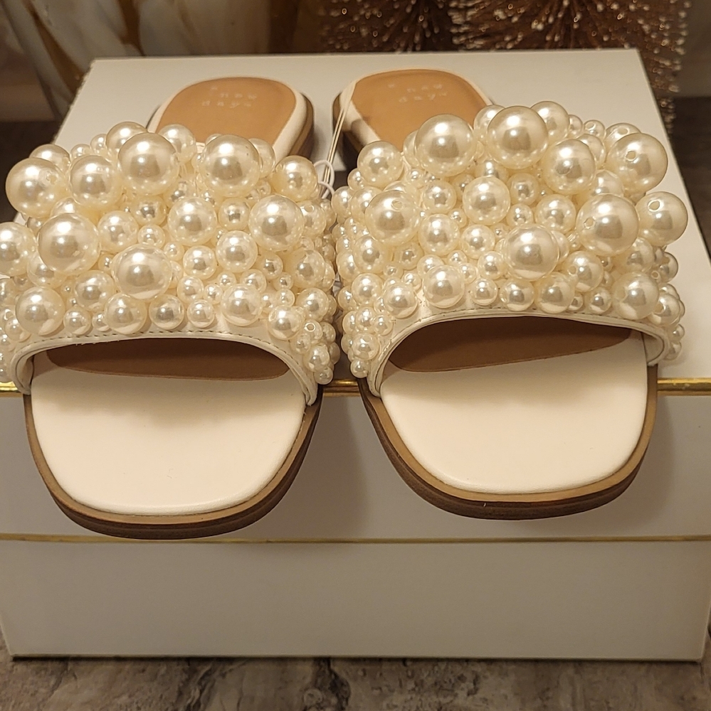 A Dew Day, Pearl Embellished Cream Sandals - Picture 6 of 9